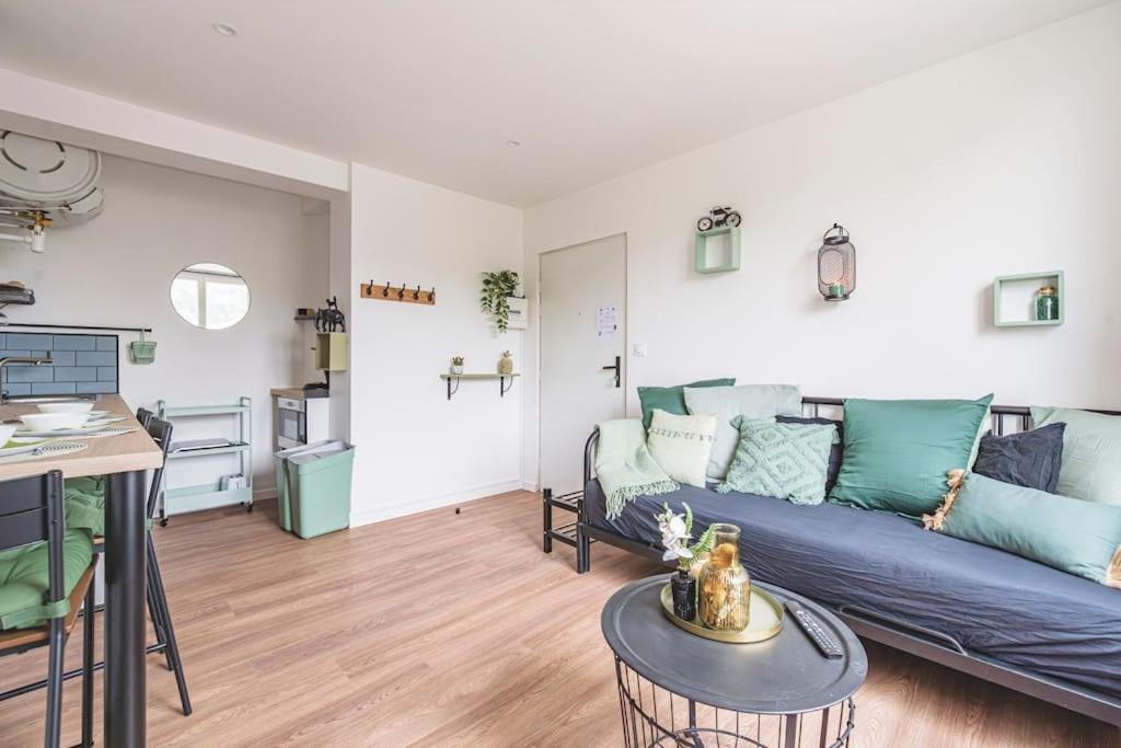 La Riviere, Appartement 3 Personnes Isles-sur-Suippe ภายนอก รูปภาพ
