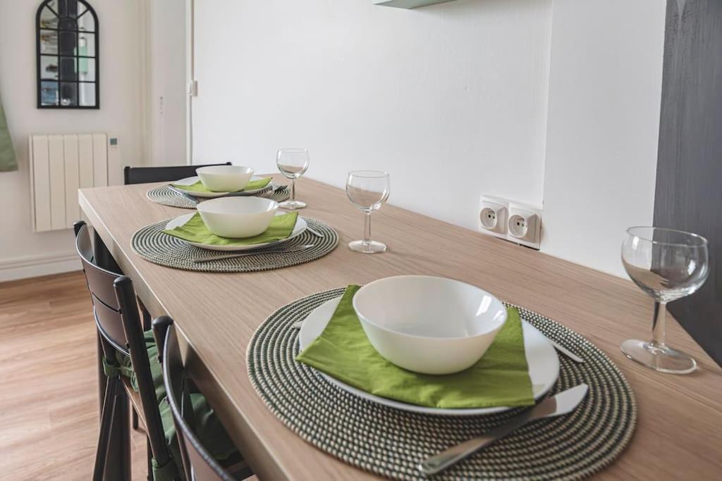 La Riviere, Appartement 3 Personnes Isles-sur-Suippe ภายนอก รูปภาพ